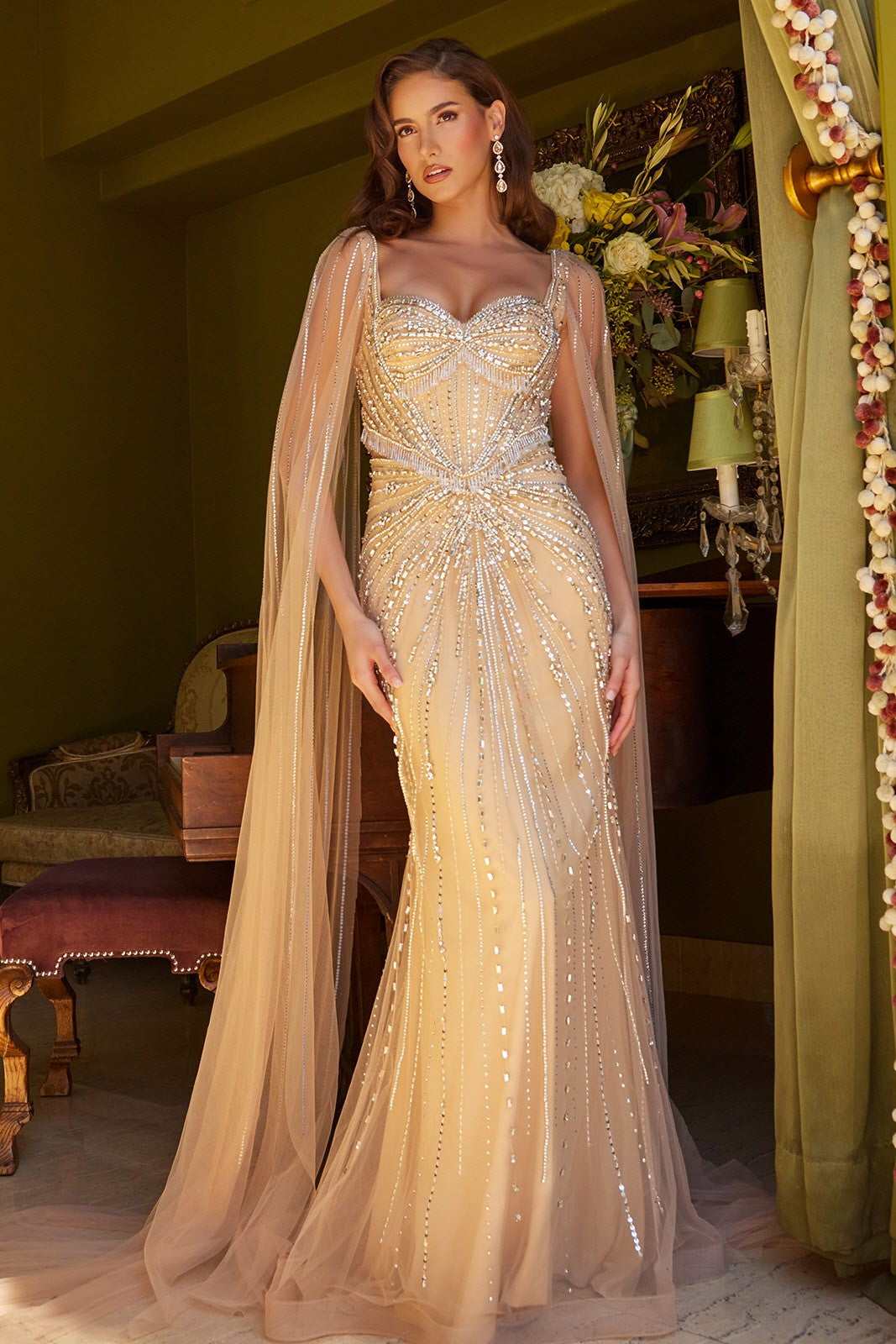Queen Look Beauty Gown
