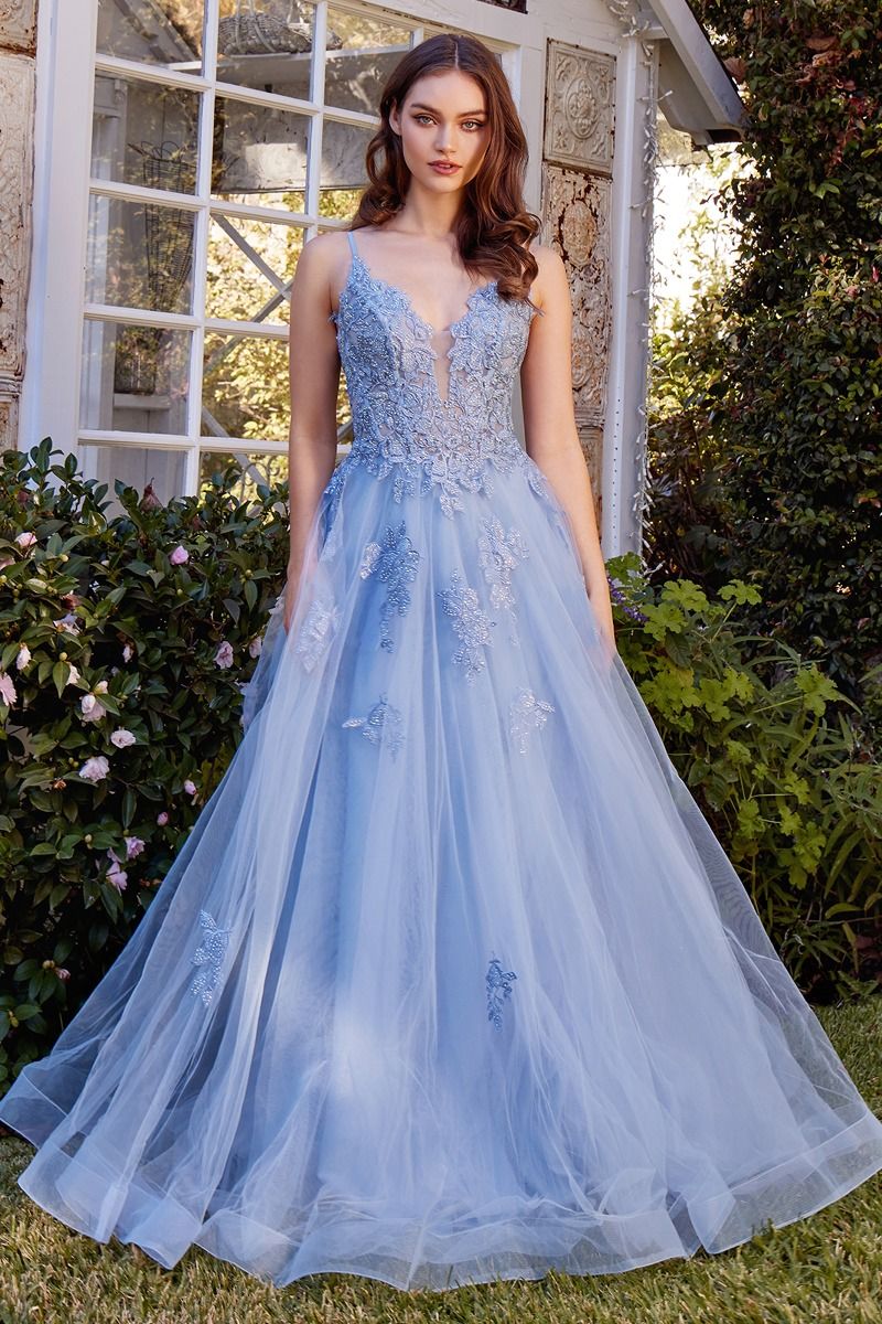Lace Appliqued A-Line Layered Tulle Gown With V-Neckline